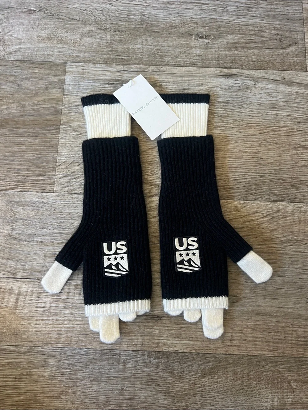 Naked Cashmere Women’s Ski Gloves in Black and White